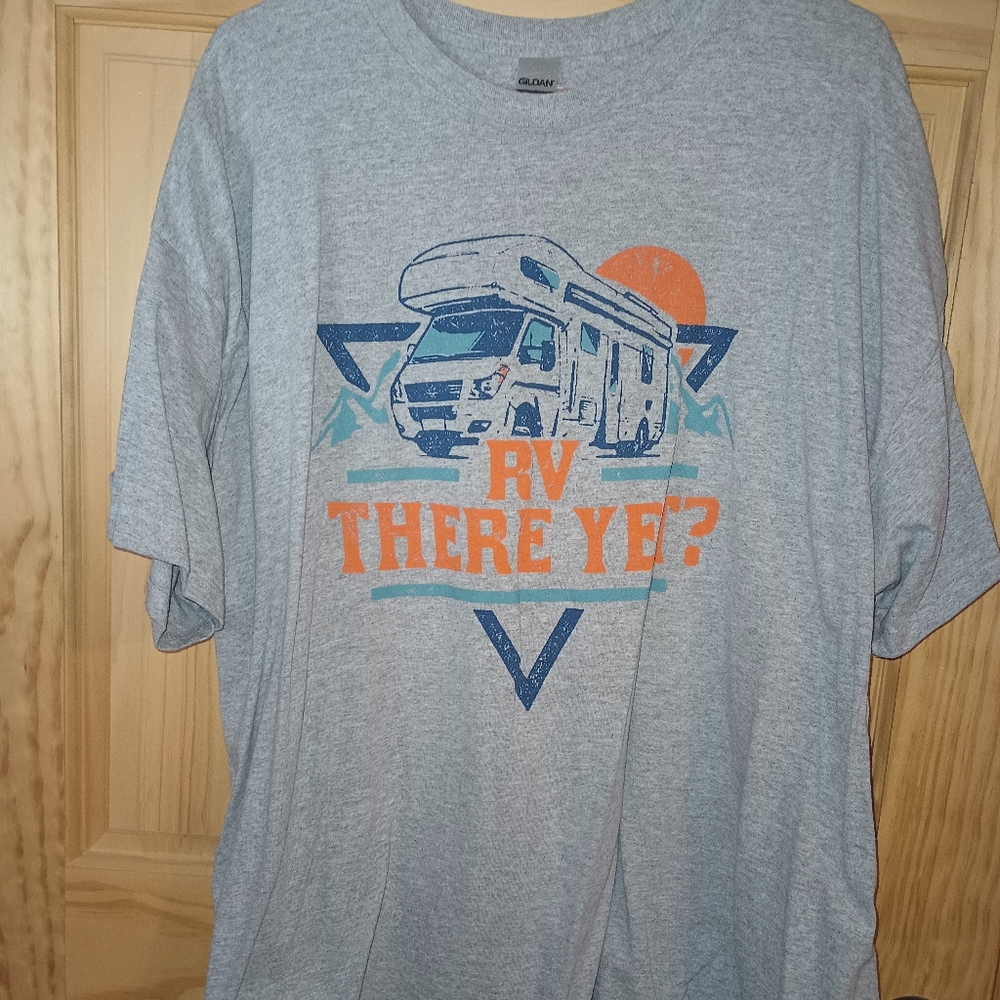 Gildan Gray RV Graphic T-Shirt